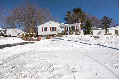 460 Irene St, Chicopee, MA 01020 - Photo 3