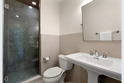 475 E 4th Street, Boston, MA 02127 - Photo 15