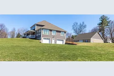 146 Elmwood Rd, Lunenburg, MA 01462 - Photo 11