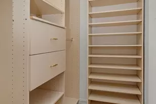 37 Beacon St, Boston, MA 02108 - Photo 11