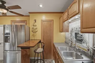 145 Hillman St, New Bedford, MA 02740 - Photo 5