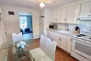 5 Woodcrest Ct, Weymouth, MA 02190 - Photo 3