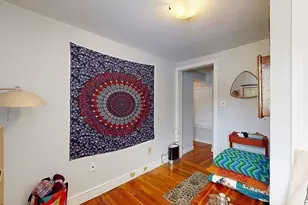 28 Walworth St, Worcester, MA 01602 - Photo 17