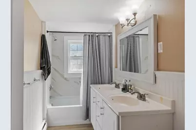 100 Burncoat St, Worcester, MA 01605 - Photo 33