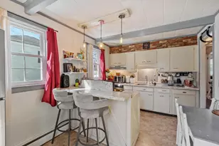 100 Burncoat St, Worcester, MA 01605 - Photo 13