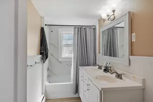 100 Burncoat St, Worcester, MA 01605 - Photo 25