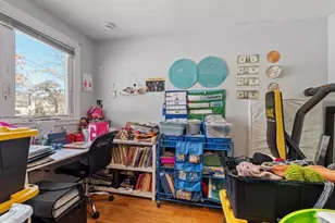 100 Burncoat St, Worcester, MA 01605 - Photo 19