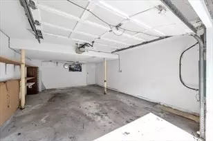 98 Fuller St, Ludlow, MA 01056 - Photo 27