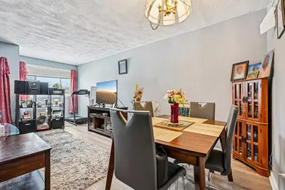 100 Merrimack Ave #9, Dracut, MA 01826 - Photo 9