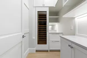 131 St Botolph St, Boston, MA 02115 - Photo 9