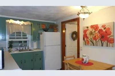 46 Chestnut Street, East Longmeadow, MA 01028 - Photo 17