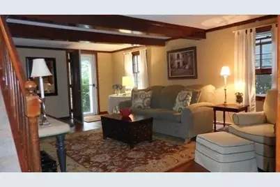 46 Chestnut Street, East Longmeadow, MA 01028 - Photo 9