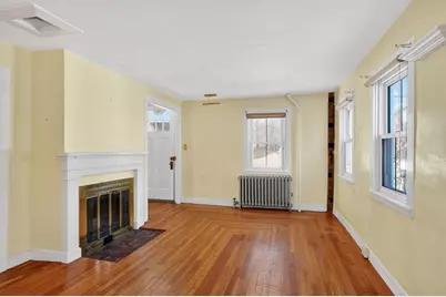 26 Mechanic St, Holliston, MA 01746 - Photo 3