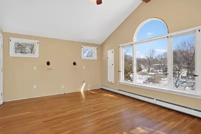 26 Mechanic St, Holliston, MA 01746 - Photo 15