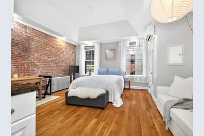 52 Temple Street, Boston, MA 02114 - Photo 5