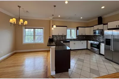 473 Revere Beach Pkwy, Revere, MA 02151 - Photo 9