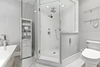 621 E 1st St #A5, Boston, MA 02127 - Photo 25