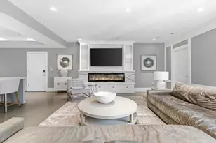 621 E 1st St, Boston, MA 02127 - Photo 11