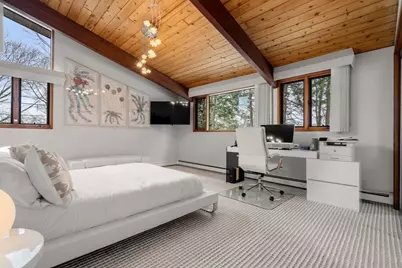 133 Oak Hill St, Newton, MA 02459 - Photo 15