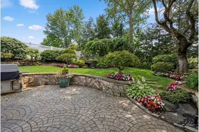 133 Oak Hill St, Newton, MA 02459 - Photo 25