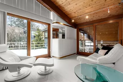 133 Oak Hill St, Newton, MA 02459 - Photo 11