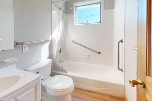 12 Lyman St, Waltham, MA 02452 - Photo 11