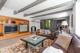 331 Heath St, Brookline, MA 02467 - Photo 3