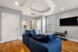 14 Farragut Ave, Somerville, MA 02144 - Photo 9