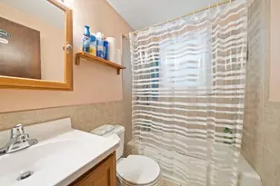 29 Hillcrest Ave, Brockton, MA 02301 - Photo 17