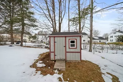 29 Hillcrest Ave, Brockton, MA 02301 - Photo 21