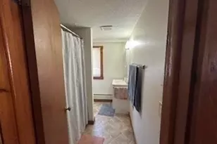 423 N East St, Amherst, MA 01002 - Photo 3