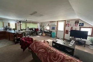 423 N East St, Amherst, MA 01002 - Photo 1