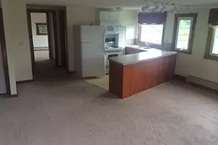 423 N East St, Amherst, MA 01002 - Photo 3