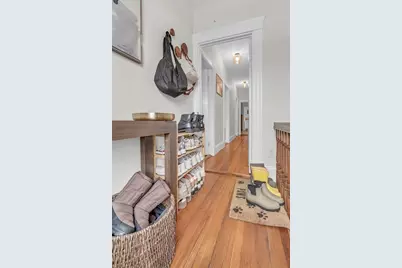 11 Doris St #3, Boston, MA 02125 - Photo 3