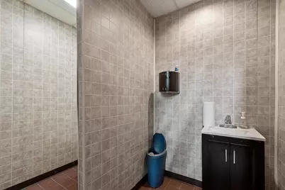 359 Summer St, Fitchburg, MA 01420 - Photo 13