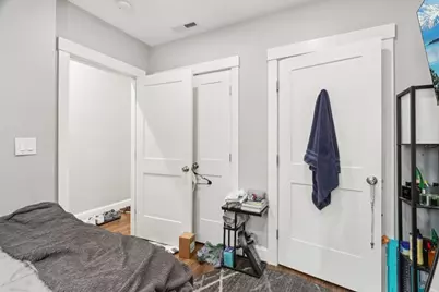 271 W 5th St, Boston, MA 02127 - Photo 15