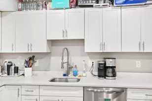 271 W Fifth St, Boston, MA 02127 - Photo 5