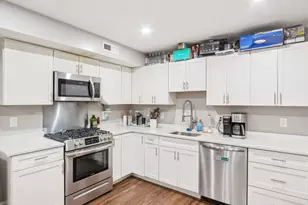 271 W Fifth St, Boston, MA 02127 - Photo 3