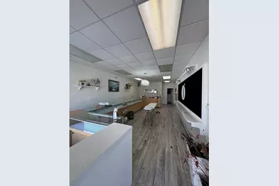 569 Main Street #1, Barnstable, MA 02601 - Photo 3