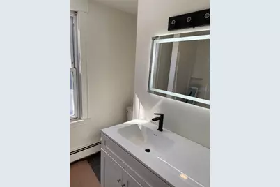 10 1/2 Bentley St #2, Salem, MA 01970 - Photo 3