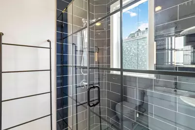 14 Torrey St #1, Boston, MA 02124 - Photo 11