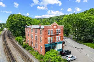 4 Davis St, Shirley, MA 01464 - Photo 7