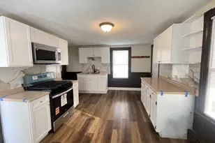 27 Wilcox St, Springfield, MA 01105 - Photo 1