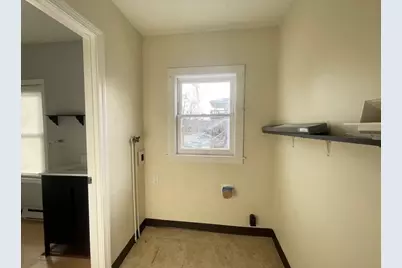 27 Wilcox St #2L, Springfield, MA 01105 - Photo 9