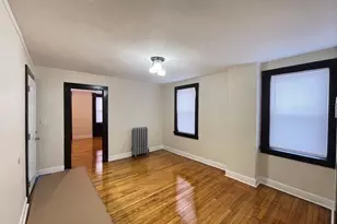 27 Wilcox St, Springfield, MA 01105 - Photo 7