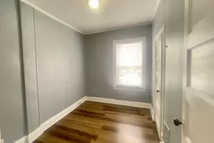 29 Wilcox St, Springfield, MA 01105 - Photo 5