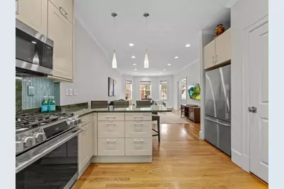 101 Winthrop Rd #1, Brookline, MA 02445 - Photo 11