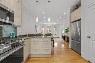 101 Winthrop Rd, Brookline, MA 02445 - Photo 11