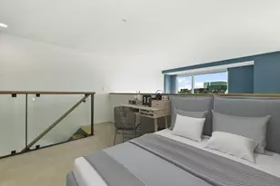 1 Earhart St, Cambridge, MA 02141 - Photo 13