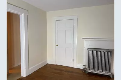 32 Vernon St, Waltham, MA 02453 - Photo 27